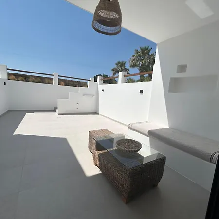 Aparthotel Zefyros Plaka (Naxos)