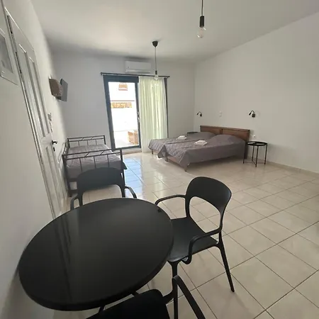 Aparthotel Zefyros 3*
