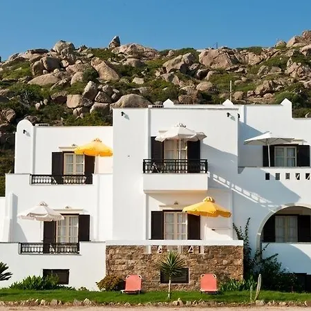 Zefyros Aparthotel 3*