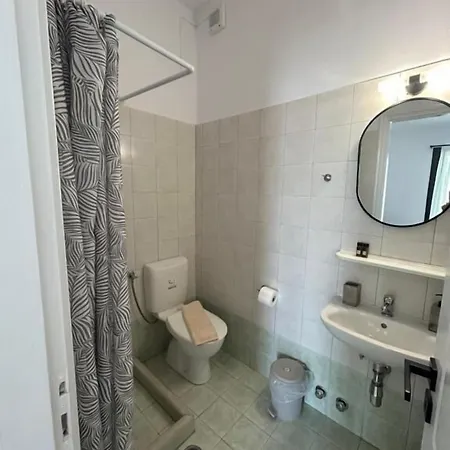 Zefyros Aparthotel 3*