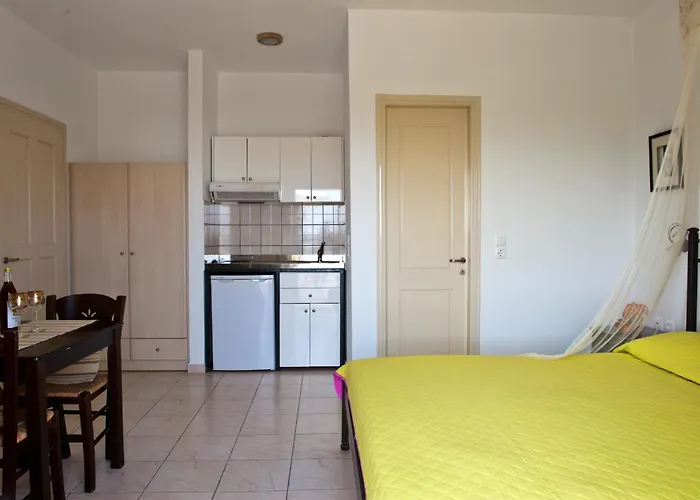 Aparthotel Zefyros Pláka