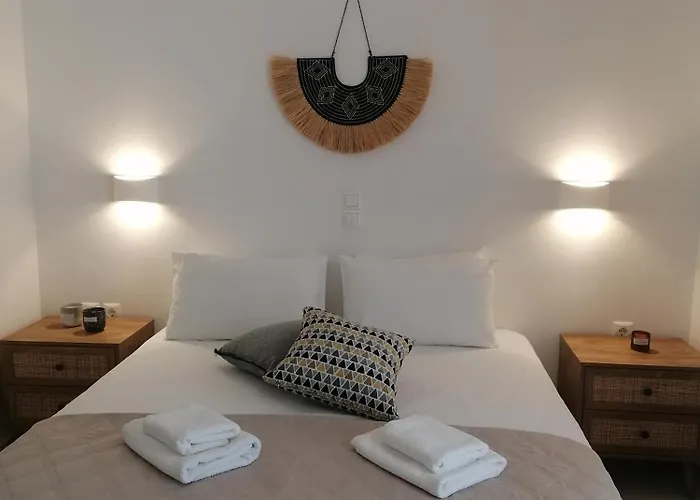 Zefyros Aparthotel 3*