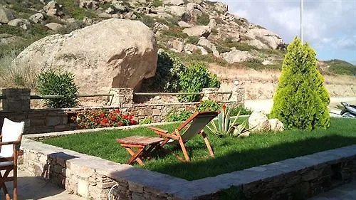 Zefyros Aparthotel 3*