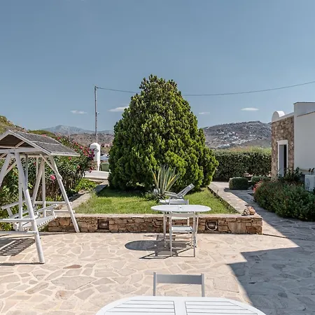 Zefyros Aparthotel 3*