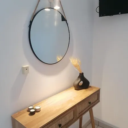 Zefyros Aparthotel Pláka