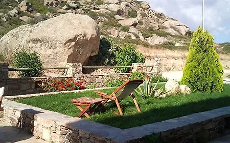 Zefyros Aparthotel 3*